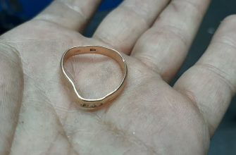 Ein verformter Goldring