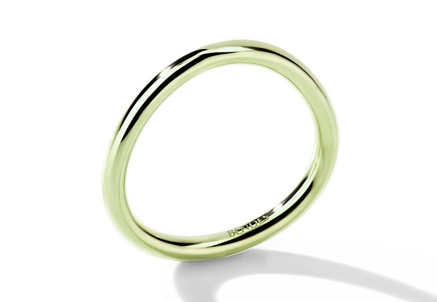 Herstellung von exotischem Grüngoldschmuck