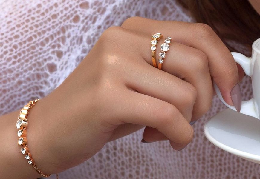 375 gold ring