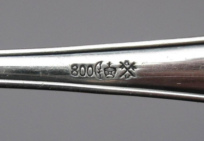 Assay 75 Um welche Art von Metall handelt es sich - Silber oder Gold?